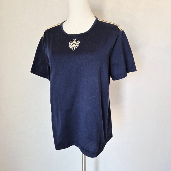 ST. JOHN SPORT Marie Gray Gold Embroidered Emblem Shoulder Detail T-Shirt Blue - Picture 4 of 11